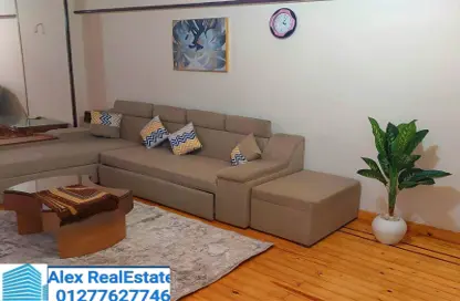 Apartment - 3 Bedrooms - 2 Bathrooms for rent in Al Kornish Square - Sporting - Hay Sharq - Alexandria