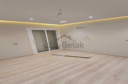 Apartment - 3 Bedrooms - 3 Bathrooms for rent in Hyde Park - New Cairo City - Cairo