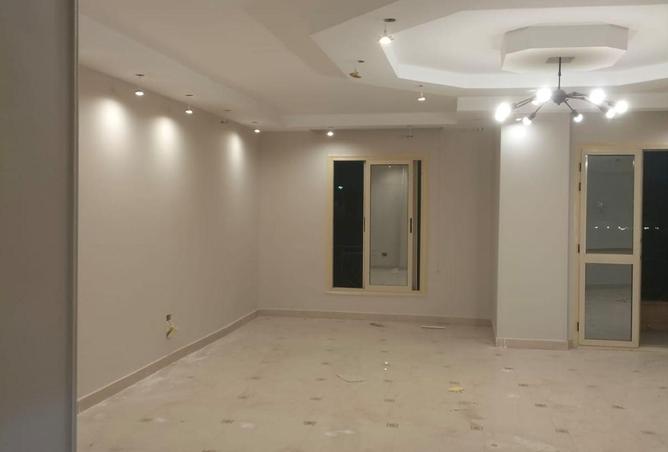 53408998 - Property Main Image