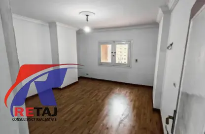 شقة - 3 غرف نوم - 2 حمامات للايجار في شارع رقم 5 - مدينة الواحة - مدينة الواحة - الحي العاشر - مدينة نصر - القاهرة