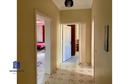 Apartment - 3 Bedrooms - 2 Bathrooms for sale in 3rd District - Sheikh Zayed City - Giza