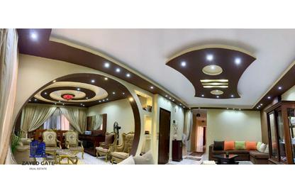 Apartment - 3 Bedrooms - 2 Bathrooms for sale in 3rd District - Sheikh Zayed City - Giza