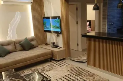 شقة - 2 غرف نوم - 1 حمام للايجار في طريق الحي الايطالي - حدائق اكتوبر - مدينة 6 أكتوبر - الجيزة