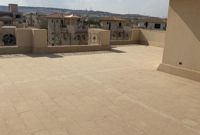 8566909 - Property Image 2