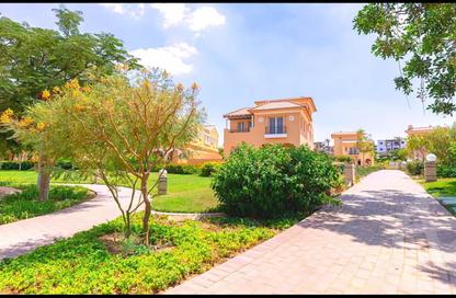 Villa - 6 - 5 for sale in Cluster 1 - Hyde Park - New Cairo City - Cairo