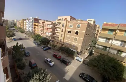 شقة - 3 غرف نوم - 2 حمامات للبيع في الحي الثالث - مدينة 6 أكتوبر - الجيزة