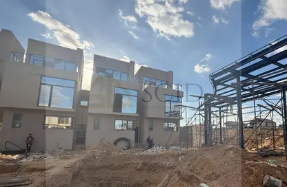 تاون هاوس - 3 غرف نوم - 3 حمامات للبيع في لوجار - مدينة زايد الجديدة - الشيخ زايد - الجيزة