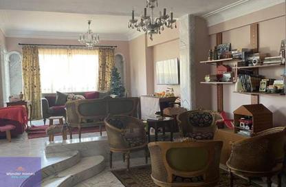 Apartment - 3 Bedrooms - 3 Bathrooms for sale in Degla Square - Degla - Hay El Maadi - Cairo