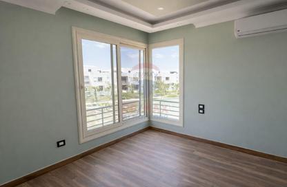 Twin House - 4 Bedrooms - 7 Bathrooms for rent in The Crown - Cairo Alexandria Desert Road - 6 October City - Giza