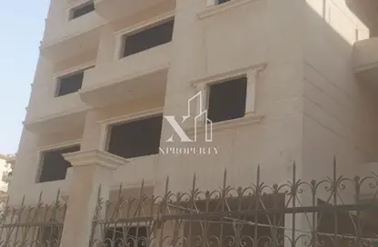 Bulk Sale Unit - Studio - 7+ Bathrooms for sale in Ganoub Al Ahia' - Al Wahat Road - 6 October City - Giza