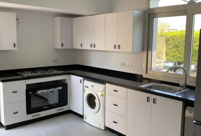 74039008 - Property Image 2