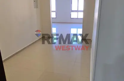 شقة - 3 غرف نوم - 3 حمامات للايجار في زايد ريجنسي - كمبوندات الشيخ زايد - الشيخ زايد - الجيزة