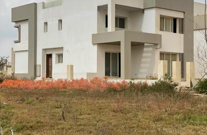 Townhouse - 4 - 4 for sale in Cluster 19 - Hyde Park - New Cairo City - Cairo