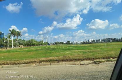 Office Space - Studio - 3 Bathrooms for sale in Waslet Dahshur Road - Green Belt - 6 October City - Giza