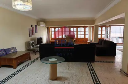 Apartment - 3 Bedrooms - 3 Bathrooms for sale in Sarayat Al Maadi - Hay El Maadi - Cairo