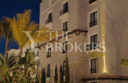 Apartment - 3 Bedrooms - 3 Bathrooms for sale in Village West - Sheikh Zayed Compounds - Sheikh Zayed City - Giza