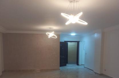 Apartment - 3 Bedrooms - 3 Bathrooms for rent in Al Mesaha St. - Dokki - Giza Apartment - 3 Bedrooms - 3 Bathrooms for rent in Al Mesaha St. - Dokki - Giza
