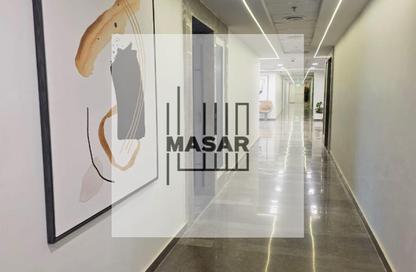 عيادة - غرفة نوم - 1 حمام للايجار في سنترادا بلازا - ميدان جهينة - مدينة 6 أكتوبر - الجيزة