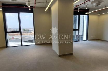 Office Space - Studio - 1 Bathroom for rent in Hyde Park Business District Mall - South Teseen St. - The 5th Settlement - New Cairo City - Cairo