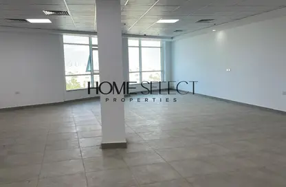 مساحات مكتبية - 3 غرف نوم للبيع في كارجو مول - شارع الشباب - الشيخ زايد - الجيزة