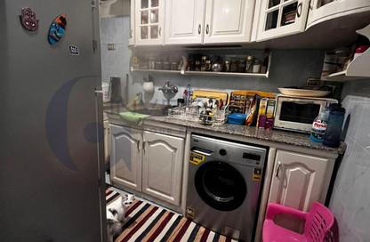 Apartment - 2 Bedrooms - 1 Bathroom for sale in Green Plaza St. - Smouha - Hay Sharq - Alexandria Apartment - 2 Bedrooms - 1 Bathroom for sale in Green Plaza St. - Smouha - Hay Sharq - Alexandria