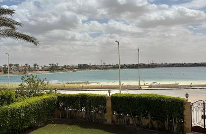 Villa - 5 - 6 for sale in Marina 7 - Marina - Al Alamein - North Coast