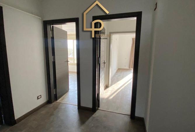 52449278 - Property Image 3