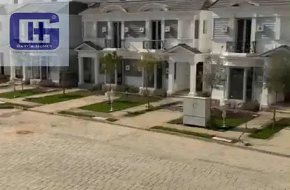 Townhouse - 3 Bedrooms - 4 Bathrooms for sale in Mountain View iCity - 5th Settlement Compounds - The 5th Settlement - New Cairo City - Cairo