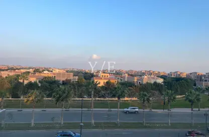 شقة - 3 غرف نوم - 3 حمامات للبيع في فورتي ويست - كمبوندات الشيخ زايد - الشيخ زايد - الجيزة