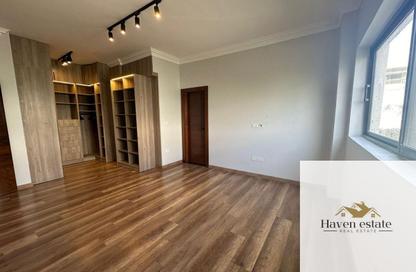 Apartment - 3 Bedrooms - 3 Bathrooms for rent in Lake View Residence - 5th Settlement Compounds - The 5th Settlement - New Cairo City - Cairo Apartment - 3 Bedrooms - 3 Bathrooms for rent in Lake View Residence - 5th Settlement Compounds - The 5th Settlement - New Cairo City - Cairo