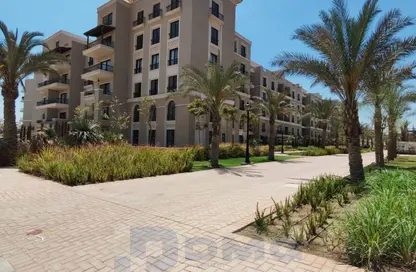Apartment - 3 Bedrooms - 3 Bathrooms for sale in Village West - Sheikh Zayed Compounds - Sheikh Zayed City - Giza