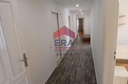Apartment - 4 Bedrooms - 2 Bathrooms for sale in Sarayat Al Maadi - Hay El Maadi - Cairo