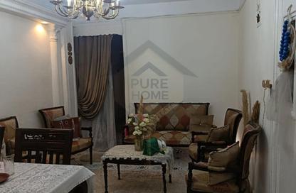 Apartment - 3 Bedrooms - 1 Bathroom for sale in Saleh Al Heddini St. - Moharam Bek - Hay Wasat - Alexandria