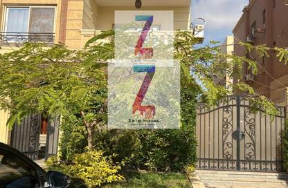 Duplex - 5 Bedrooms - 4 Bathrooms for sale in Area E - Ganoob El Acadimia - New Cairo City - Cairo