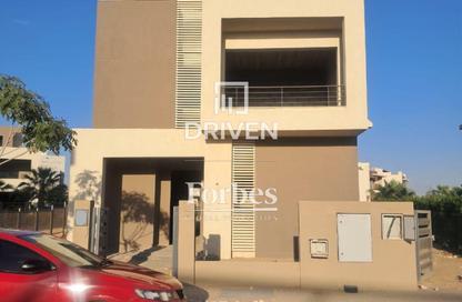 Villa - 4 Bedrooms - 4 Bathrooms for sale in The Crown - Cairo Alexandria Desert Road - 6 October City - Giza
