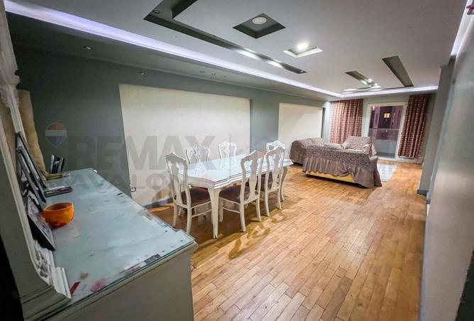102071421 - Property Image 2