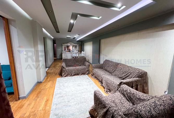 102071421 - Property Main Image