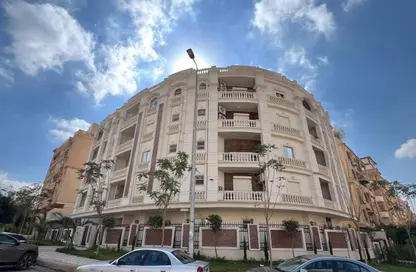 Apartment - 3 Bedrooms - 2 Bathrooms for sale in El Narges Buildings - Al Narges - New Cairo City - Cairo