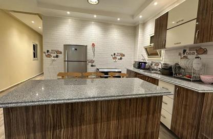 Apartment - 2 Bedrooms - 1 Bathroom for rent in Al Sharq Al Taamin - 5th Settlement Compounds - The 5th Settlement - New Cairo City - Cairo