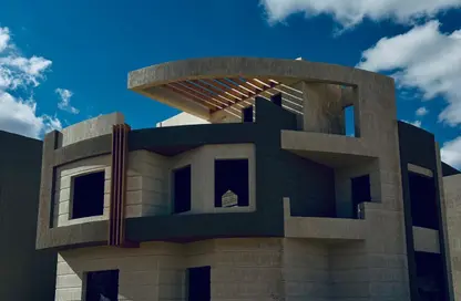 Villa - 4 Bedrooms - 4 Bathrooms for sale in Montania - New Zayed City - Sheikh Zayed City - Giza