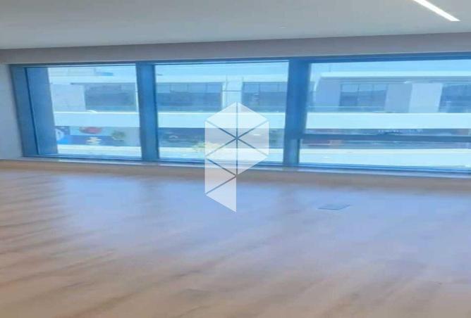 77879219 - Property Image 2