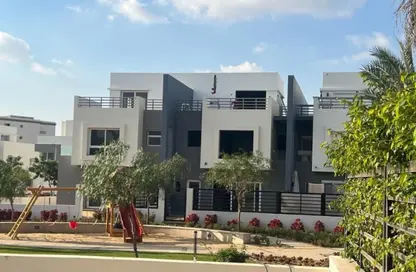 فيلا - 4 غرف نوم - 4 حمامات للبيع في جاردن ريزدنس - هايد بارك - مدينة القاهرة الجديدة - القاهرة