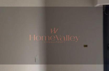 Apartment - 3 Bedrooms - 3 Bathrooms for sale in Village West - Sheikh Zayed Compounds - Sheikh Zayed City - Giza