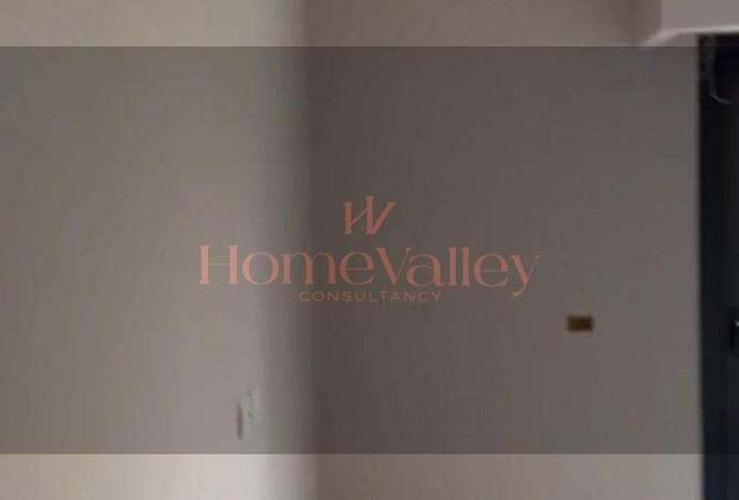 76235002 - Property Image 3