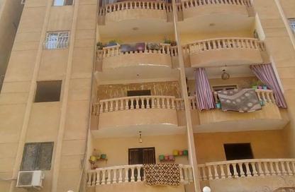 شقة - 3 غرف نوم - 2 حمامات للبيع في البوابة الاولي - خوفو - حدائق الاهرام - الجيزة