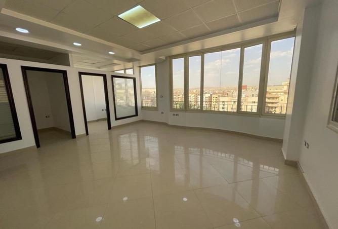 77047043 - Property Main Image
