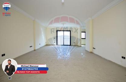 Apartment - 4 Bedrooms - 2 Bathrooms for sale in Smouha - Hay Sharq - Alexandria