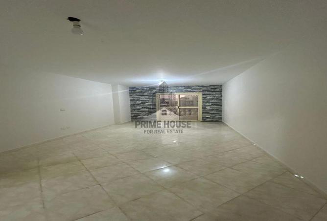 8640888 - الصورة الرئيسية للعقار