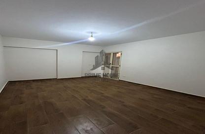 Apartment - 3 Bedrooms - 2 Bathrooms for rent in Mostafa Kamel St. - Abu Qir - Hay Than El Montazah - Alexandria
