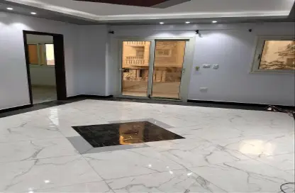 Apartment - 3 Bedrooms - 1 Bathroom for rent in 2nd District - 6 October City - Giza